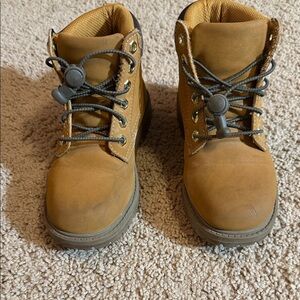 Eddie Bauer kids boots
